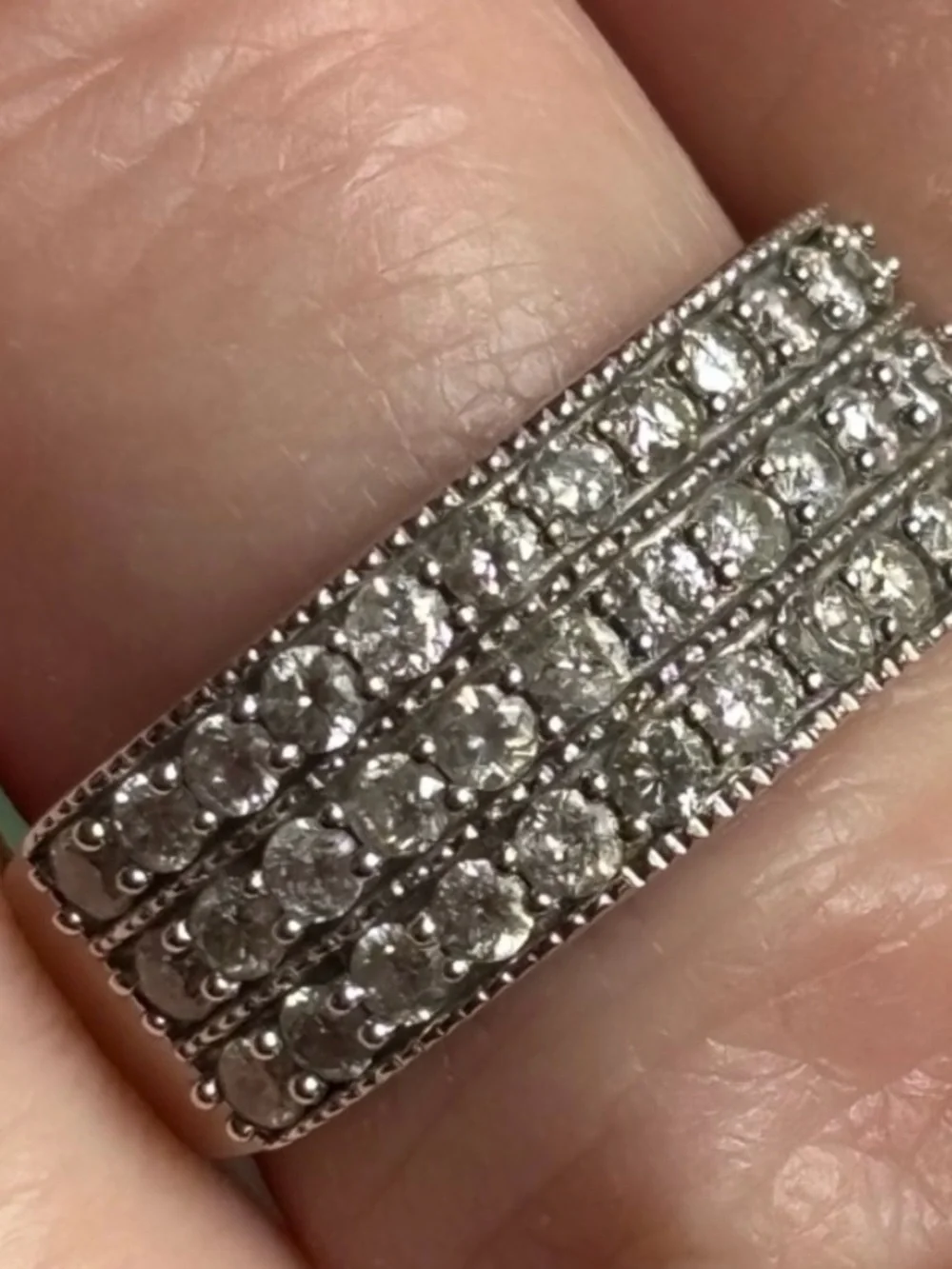 14 kt white gold 1.08 ct genuine natural diamonds Triple Row Pave Ring